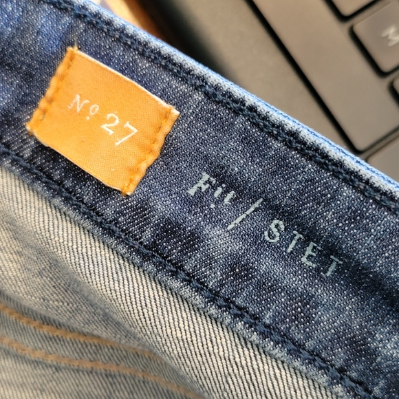 Pilcro And The Letterpress Stet Roll Up Shorts - Picture 7 of 9